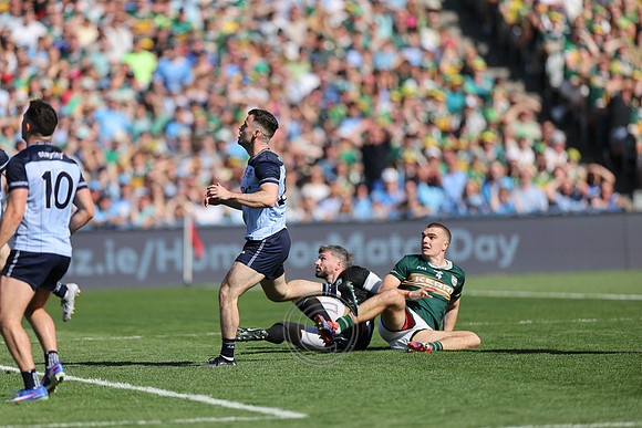 ÁTH CLIATH V CIARRAÍ 2026-1624