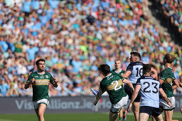 ÁTH CLIATH V CIARRAÍ 2026-1674