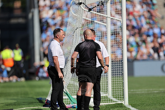 ÁTH CLIATH V CIARRAÍ 2026-1727