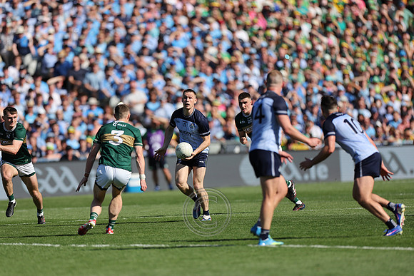 ÁTH CLIATH V CIARRAÍ 2026-1943