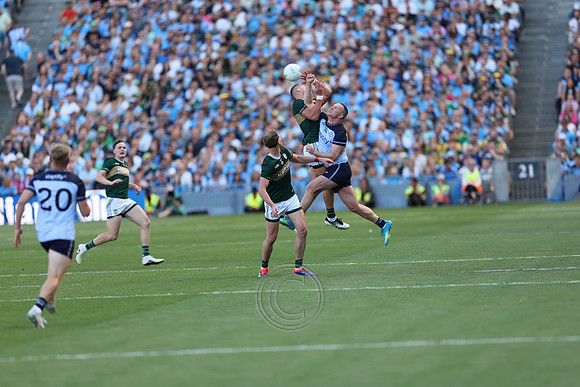 ÁTH CLIATH V CIARRAÍ 2026-2181