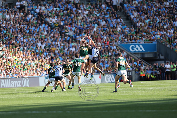 ÁTH CLIATH V CIARRAÍ 2026-2263
