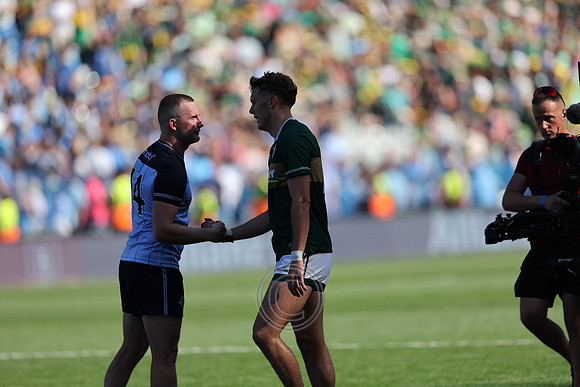 ÁTH CLIATH V CIARRAÍ 2026-2492