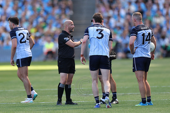 ÁTH CLIATH V CIARRAÍ 2026-0781