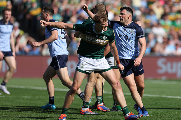 ÁTH CLIATH V CIARRAÍ 2026-1700