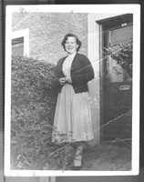 Mam at door