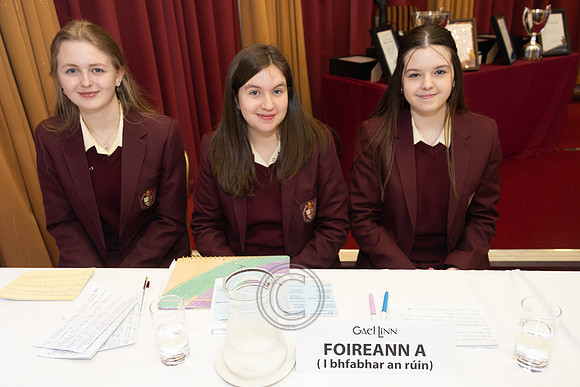 PIARSAIGH-402