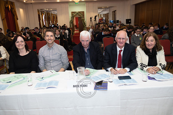 PIARSAIGH-407