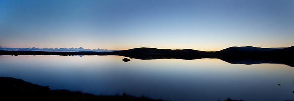 CamusDusk_24x9