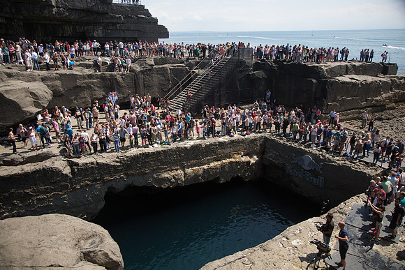 CliffDive14-8015