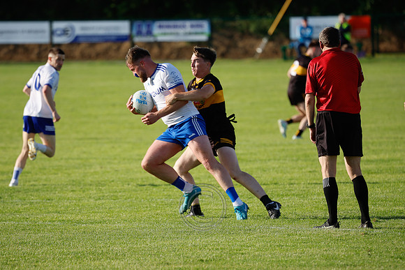 C NA MARTRA V NAOMH ANNA-30