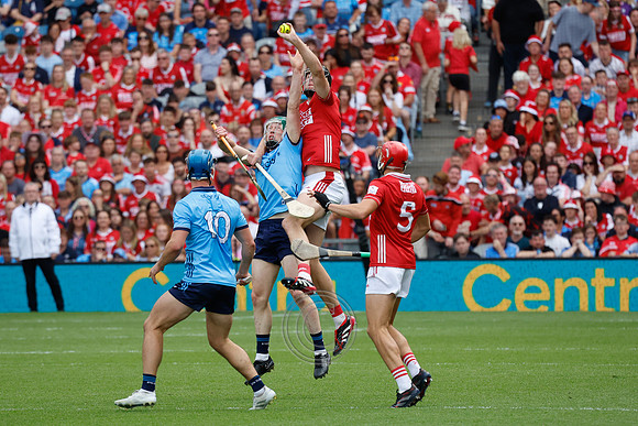 BÁC V CORCAIGH-1611