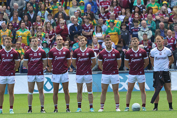 GAILLIMH v DÚ NA nGALL-17