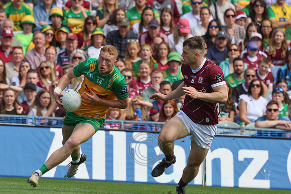 GAILLIMH v DÚ NA nGALL-28