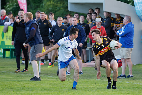 C NA MARTRA V NAOMH ANNA-1634