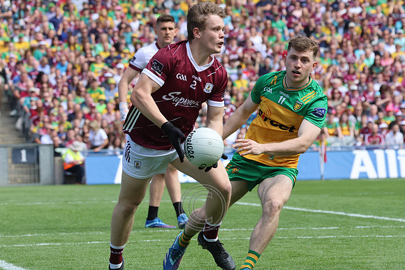 GAILLIMH v DÚ NA nGALL-41