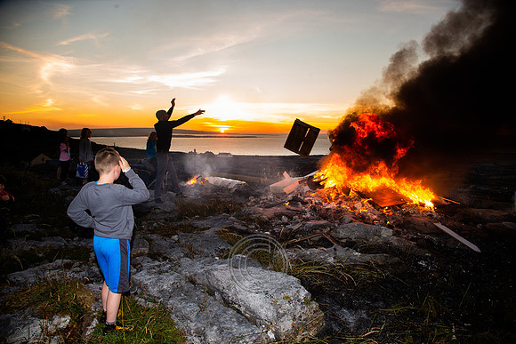 Féile Naomh Eoin Bonfire
