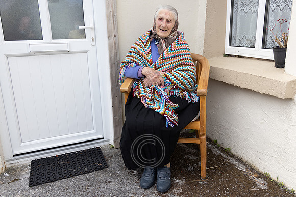 MÁIRE PHÁIDÍN-110