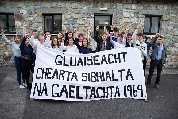 Gluaiseacht-0216