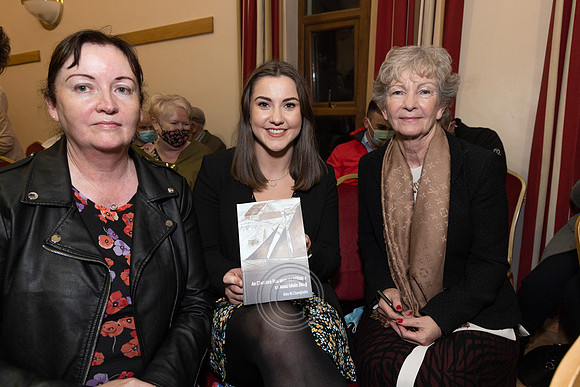 ÁINE NÍ CHONGHAILE