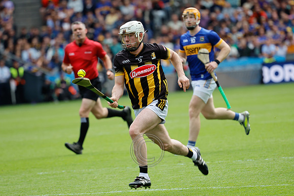 TIPP V KILKENNY-0208