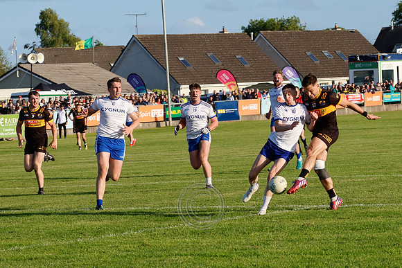 C NA MARTRA V NAOMH ANNA-1338
