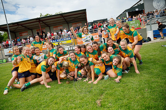 CLANN NA nGAEL V N FIONNBARRA-680