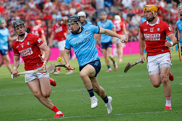 BÁC V CORCAIGH-2083