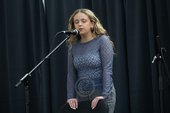 CEILIÚRADH NA N-ÓG-503
