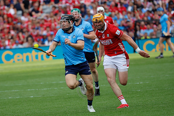 BÁC V CORCAIGH-2081