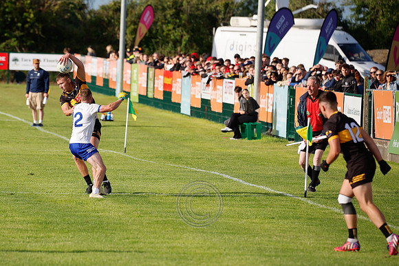 C NA MARTRA V NAOMH ANNA-8