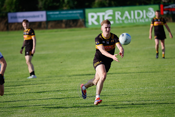 C NA MARTRA V NAOMH ANNA-25