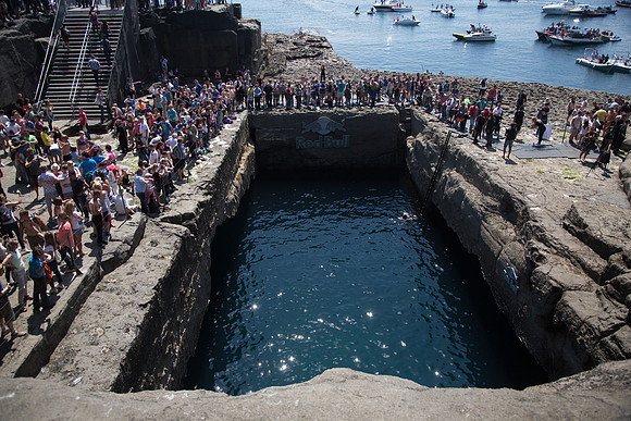 CliffDive14-8012