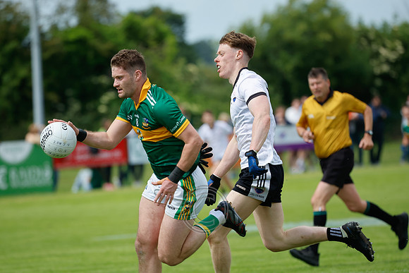 CLANN NA nGAEL V CILL CHOMÁIN-382