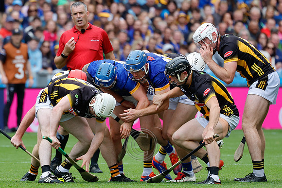 TIPP V KILKENNY-0412