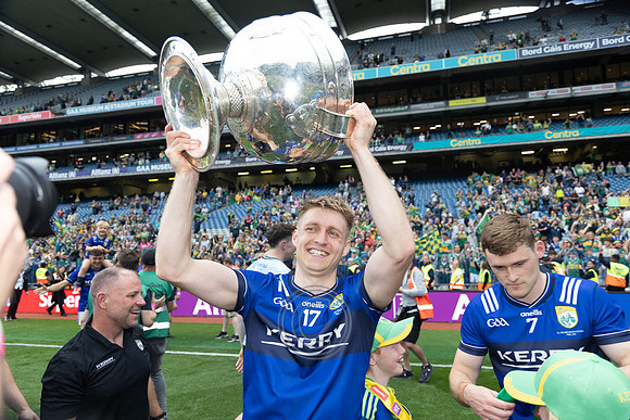 CIARRAÍ V DÚN NA nGALL -0357
