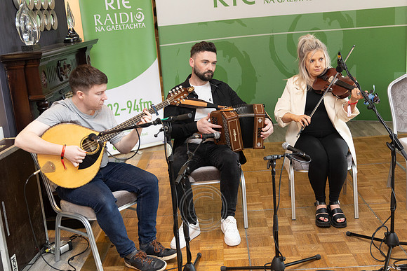 OIR NEANSAÍ-1123