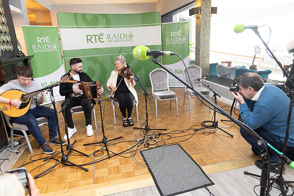 OIR NEANSAÍ-1136