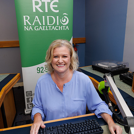 MÁIRÍN UÍ GHADHRA-47