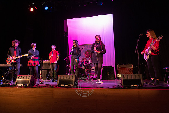'NA hOILEÁNAIGH'-1