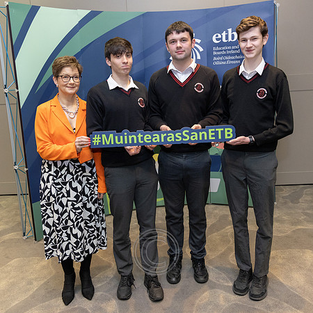 GAELCHOLÁISTE NA MARA-0117