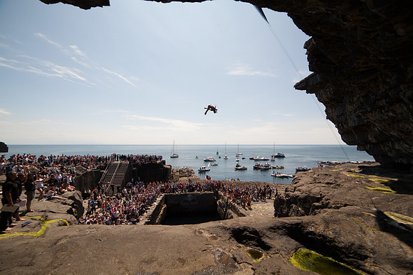 CliffDive14-7049