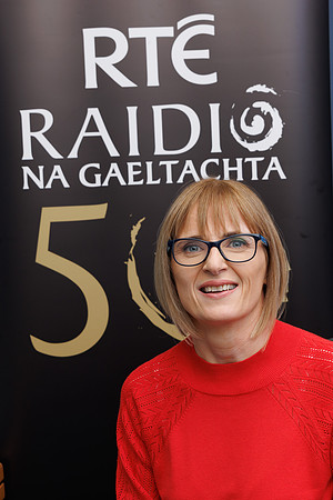 EIBHLÍN DE BHAILÍS-35
