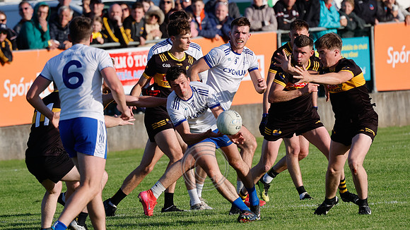 C NA MARTRA V NAOMH ANNA-1374