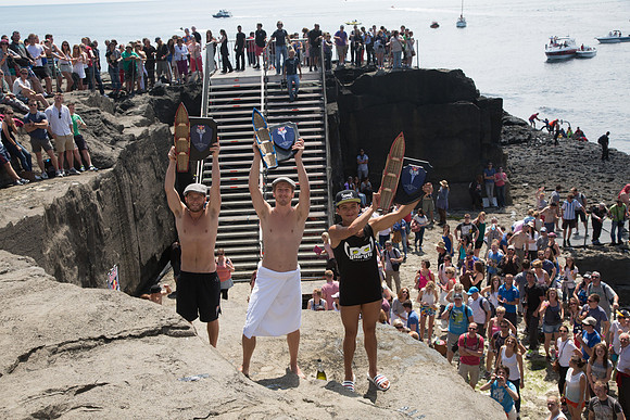 CliffDive14-8033